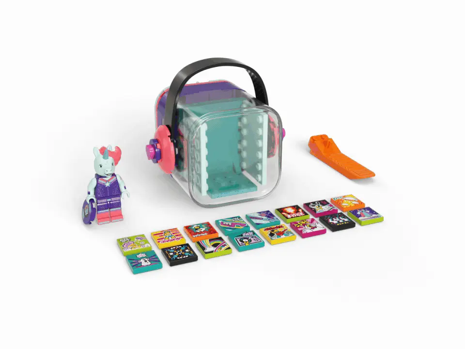 Rotating gif showing the product