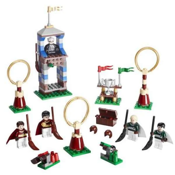 LEGO Harry Potter: Quidditch Match (4737) Image 1
