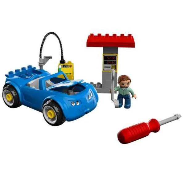 LEGO DUPLO: Petrol Station (5640) Image 1