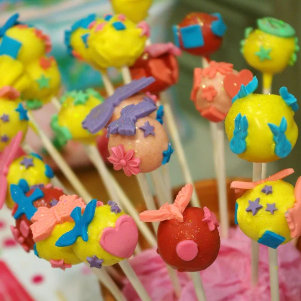 Cake Pop Making Class for One Image 1
