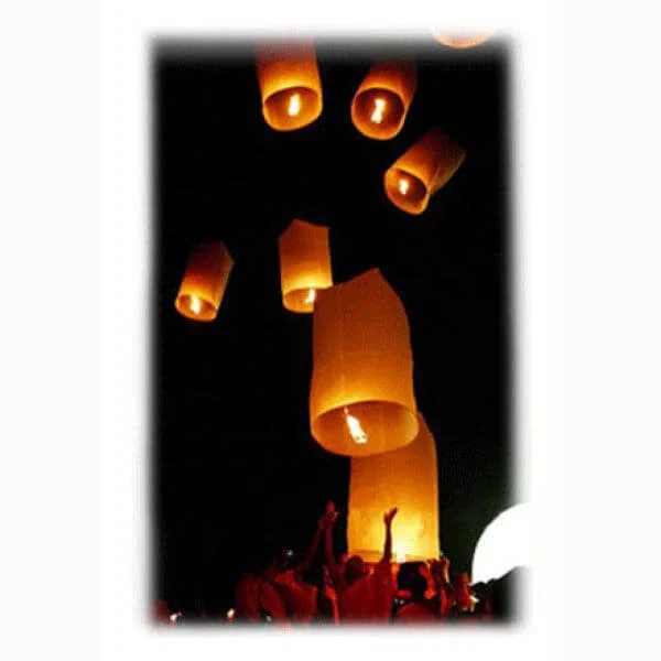 Flying Lanterns Pack of 10 - Great Summer Gift Image 1