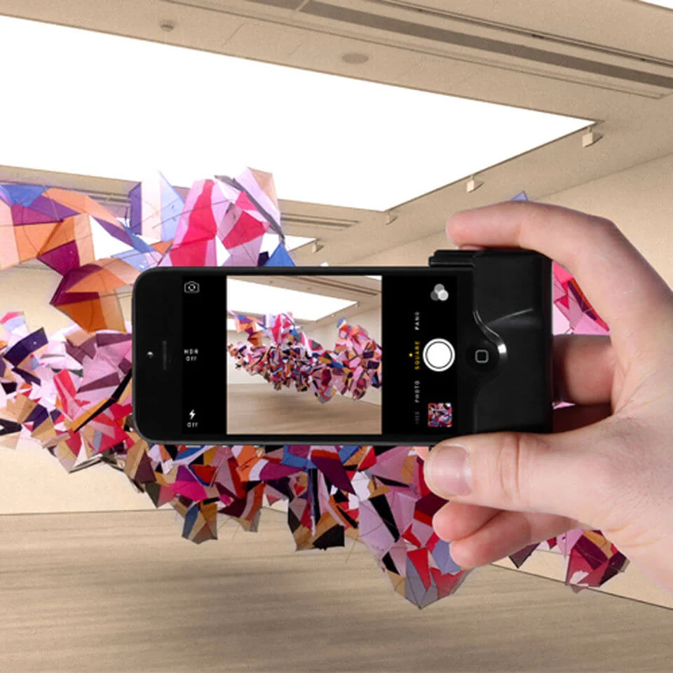 Camera Shutter for iPhone 5 Image 1