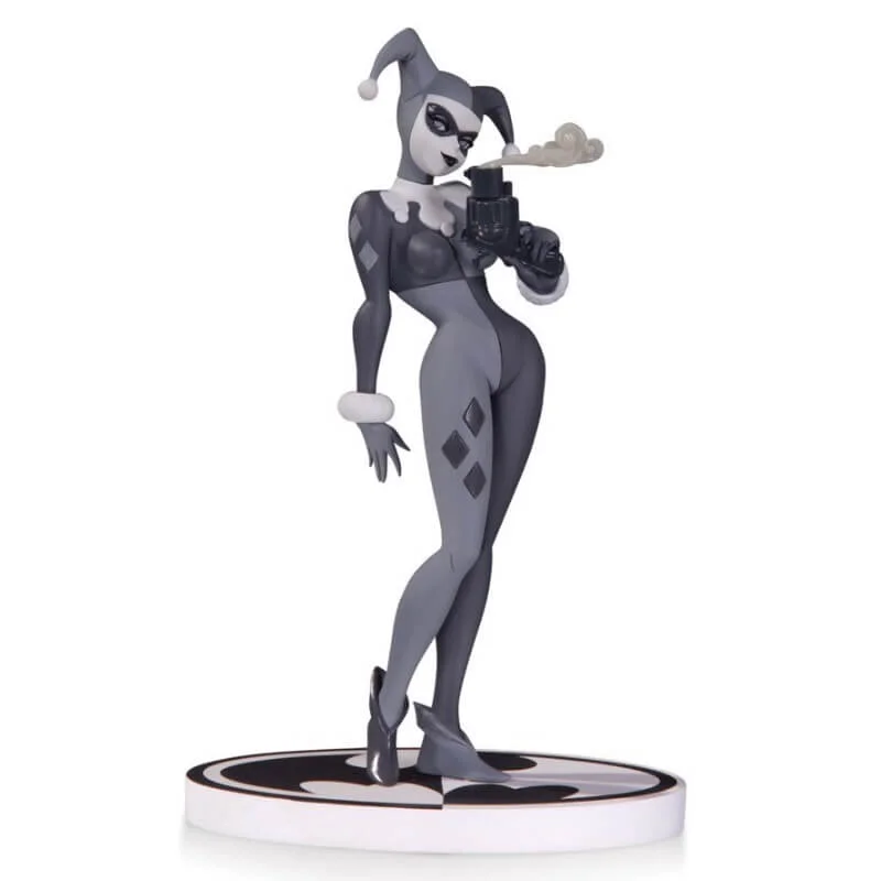 DC Collectibles Harley Quinn Black and White Statue Image 1