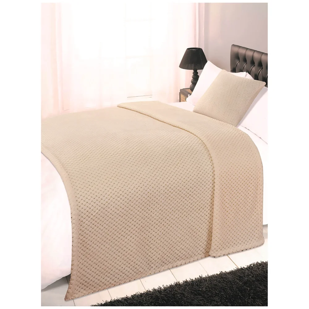Dreamscene Mink Waffle Throw - 125 x 150cm Image 1