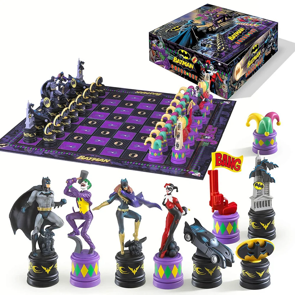 DC Comics The Dark Knight Batman Chess Set Image 1