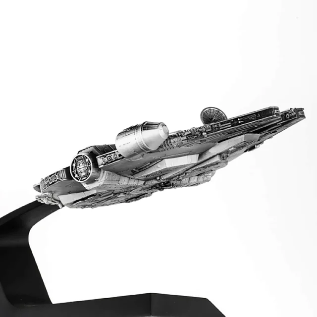 Royal Selangor Star Wars Millennium Falcon Vehicle with Stand 19.5cm - Pewter Replica