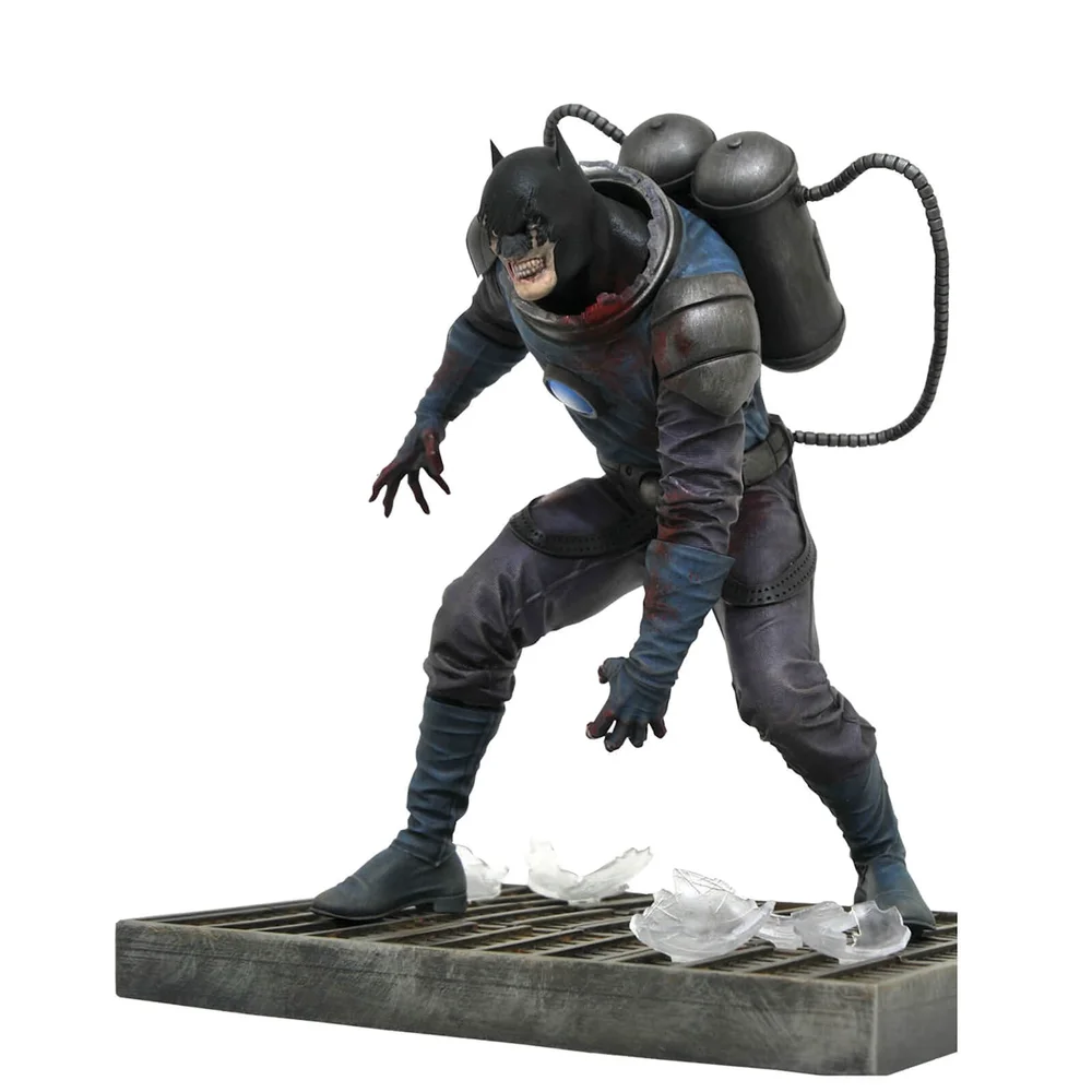 Diamond Select DC Gallery PVC Figure - DCeased Batman Image 1