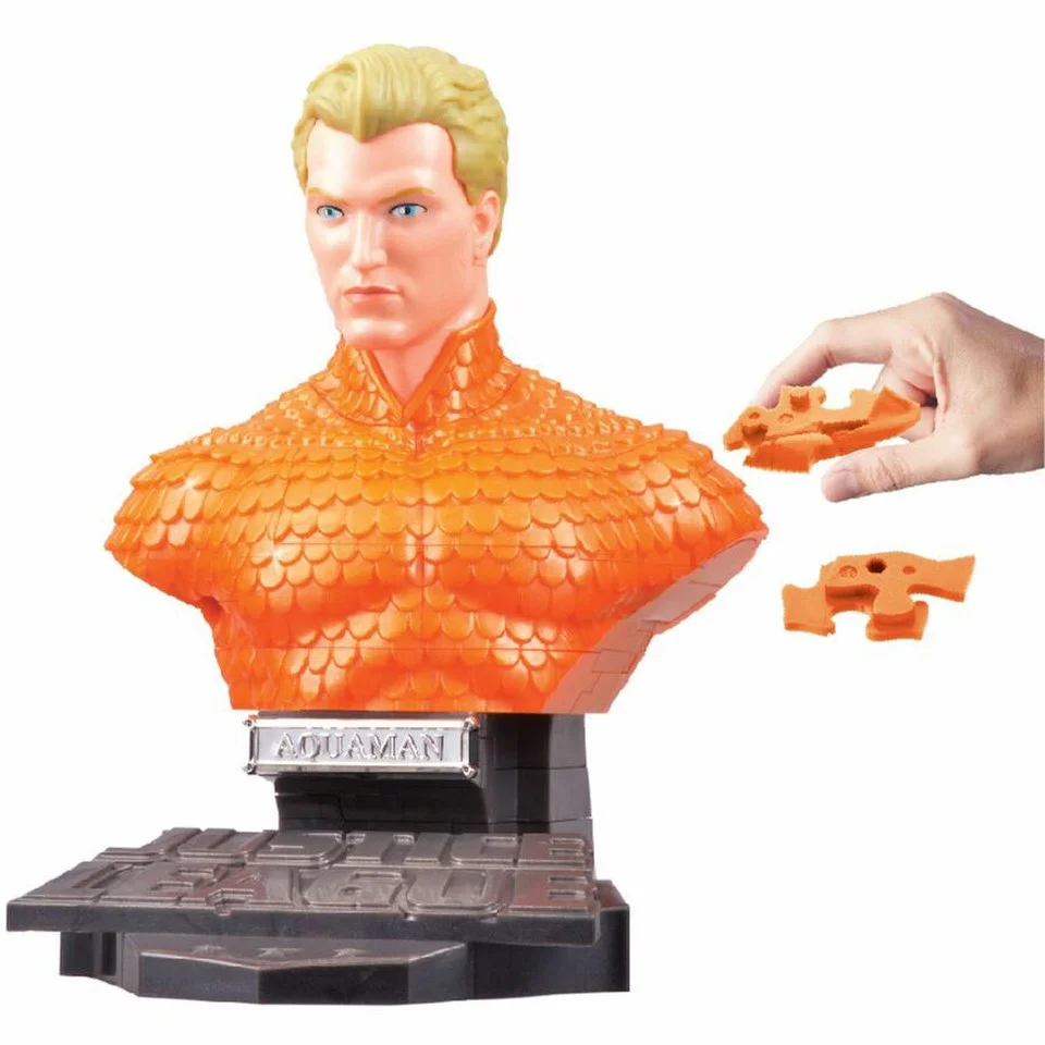 DC Comics Aquaman Solid 72 Piece 3D Jigsaw Puzzle Image 1
