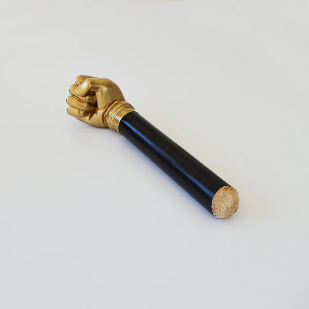 DUST! Biff Tannen's Walking Cane (Broken Version) Back To The Future Prop Replica - 1:1 Scale - Zavvi Exclusive Image 1