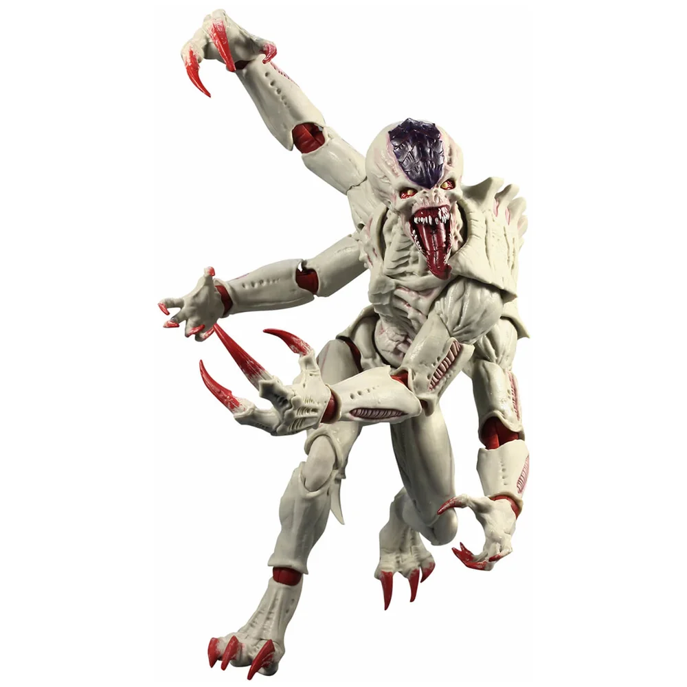 McFarlane Warhammer 40,000 7" Action Figure - Tyranid Genestealer Image 1