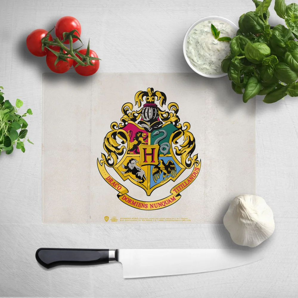 Harry Potter Hogwarts Chopping Board Image 1