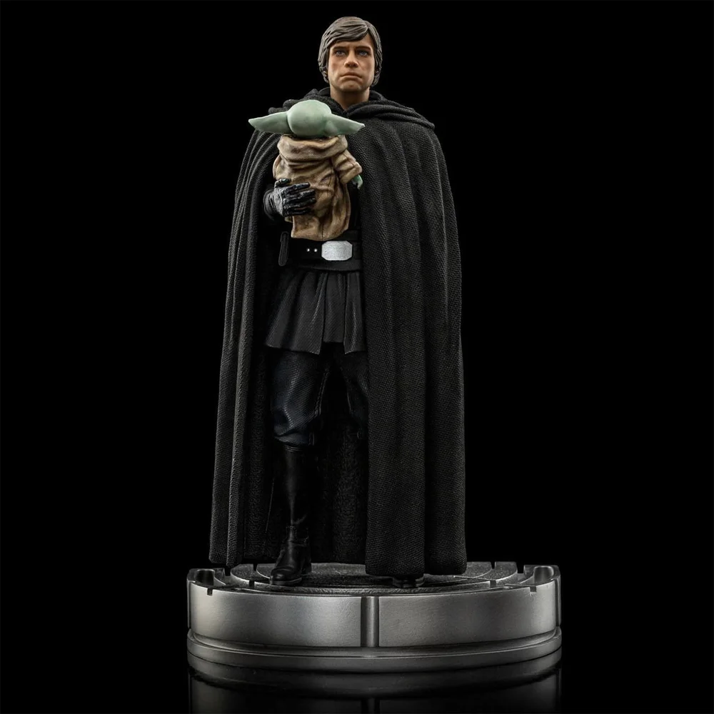 Iron Studios Star Wars The Mandalorian Luke Skywalker and Grogu 1/10 Art Scale Statue Image 1