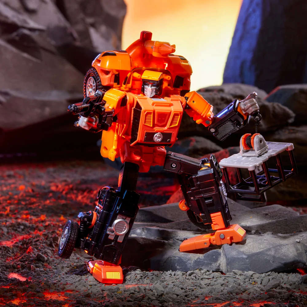 Hasbro Transformers Legacy United Leader G1 Triple Changer Sandstorm 7.5” Action Figure, 8+ Image 1