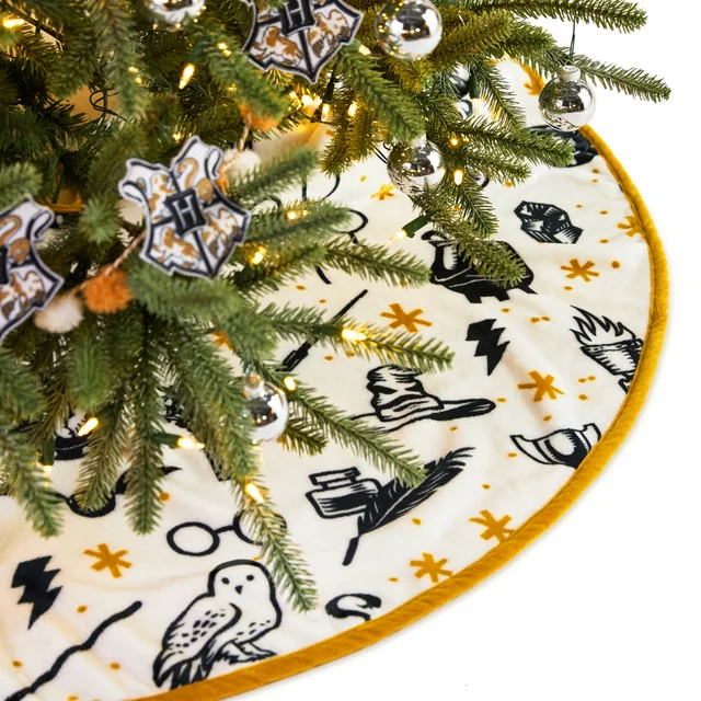Hallmark Harry Potter Christmas Tree Skirt - Harry Potter Icons Design