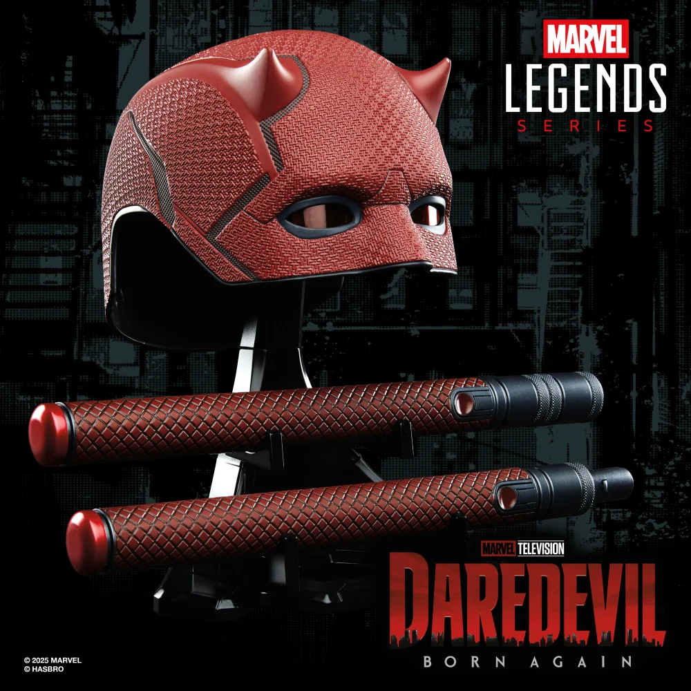 Hasbro Marvel Legends Series Daredevil: Born Again Premium Roleplay Mask and Billy Club Image 1